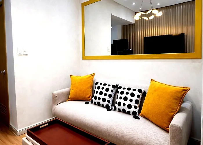 Soho 841 1br 400mbps Wifi Near Sm Fairview Manila
